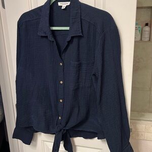 Navy gauzy shirt with tie at waist. Size XL